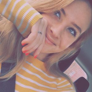 Meet your Posher, Lauren